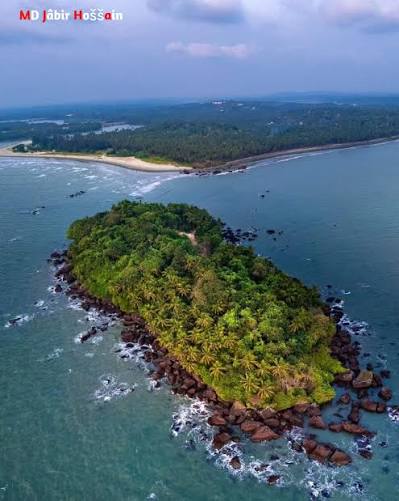 Dharmadam Island